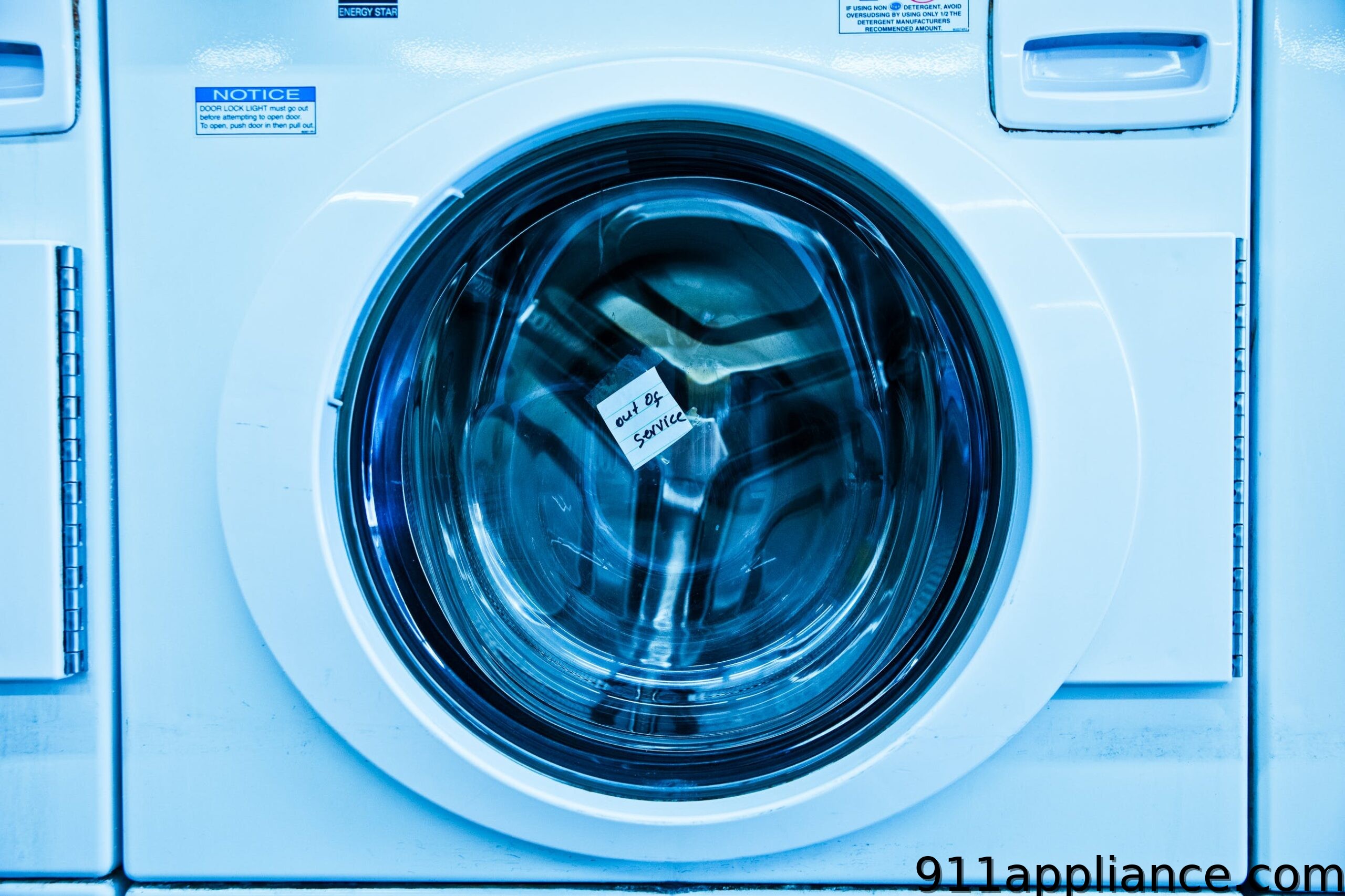 Washing machine with note