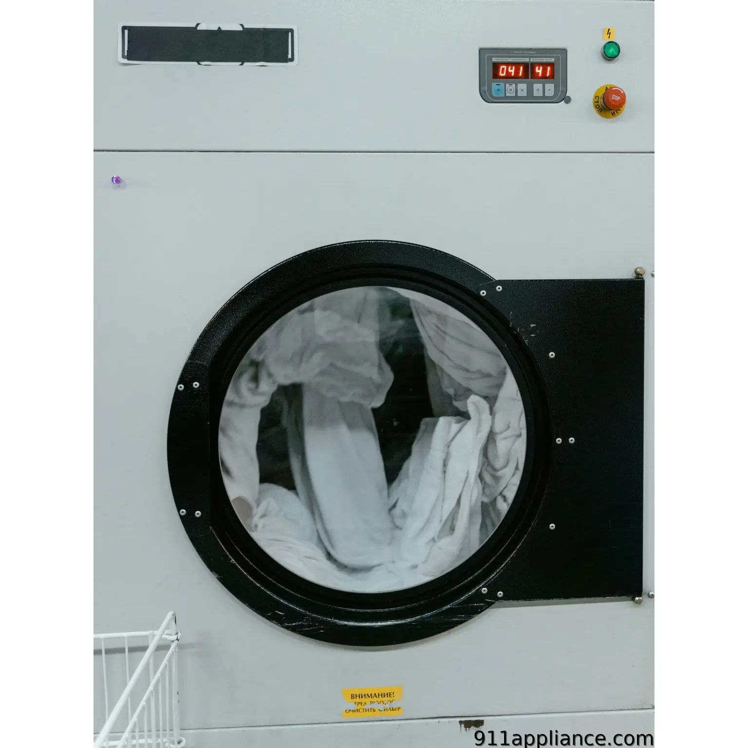 Commercial clothes dryer drum