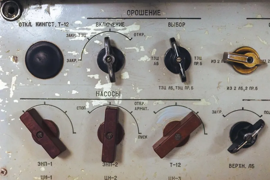 Quick and Easy Micro Oven Repair Tips Control panel with knobs.